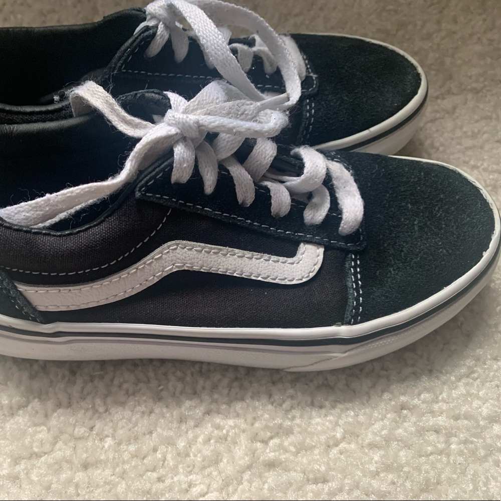 Vans Ward Off The Wall Boys Black/White Shoes Size 1